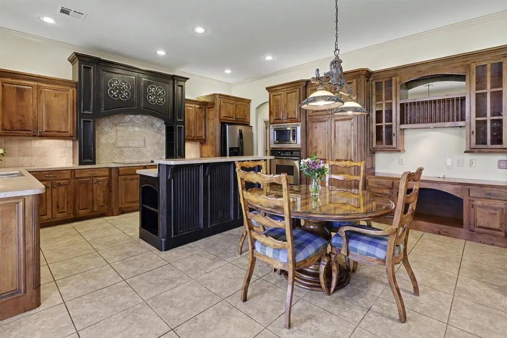 Photo 12 — 9024 Wheatland Drive, Oklahoma City, OK 73169
