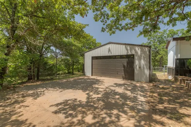 Photo 2 — 9209 Sleepy Hollow Drive, Newalla, OK 74857