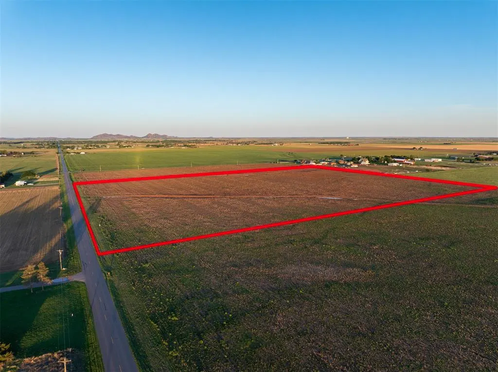 Photo 2 — 03 East County Road 159 -Racetrack Road, Altus, OK 73521