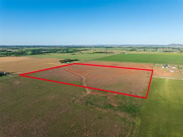 Photo 4 — 03 East County Road 159 -Racetrack Road, Altus, OK 73521