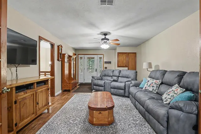 Photo 6 — 7208 S Triple X Road, Choctaw, OK 73020