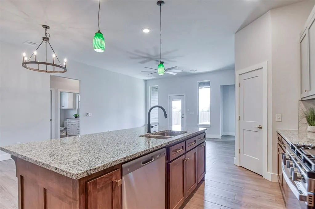 Photo 13 — 519 NE 23rd Avenue, Norman, OK 73071
