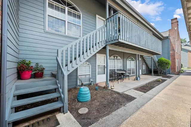 Front exterior — 11525 N Meridian Avenue 206, Oklahoma City, OK 73120