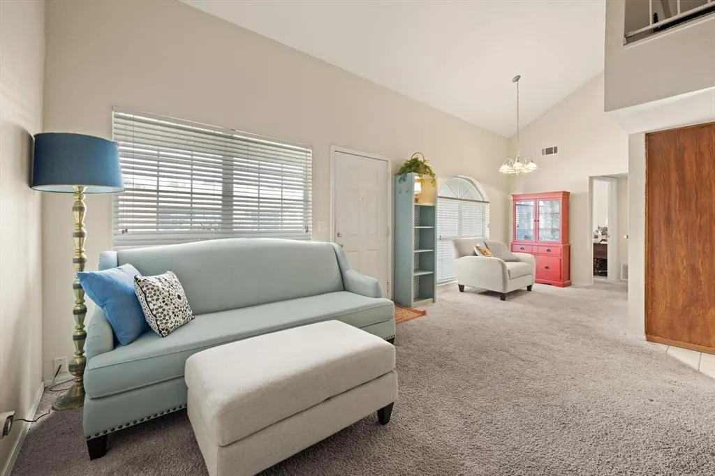 Photo 4 — 11525 N Meridian Avenue 206, Oklahoma City, OK 73120