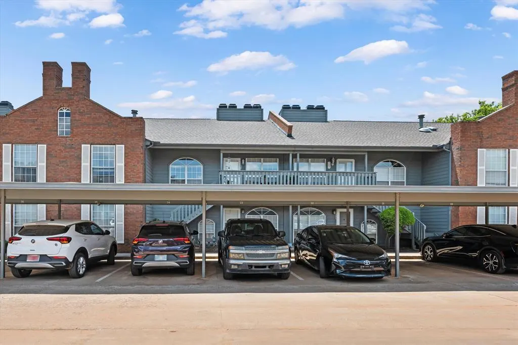 Photo 23 — 11525 N Meridian Avenue 206, Oklahoma City, OK 73120