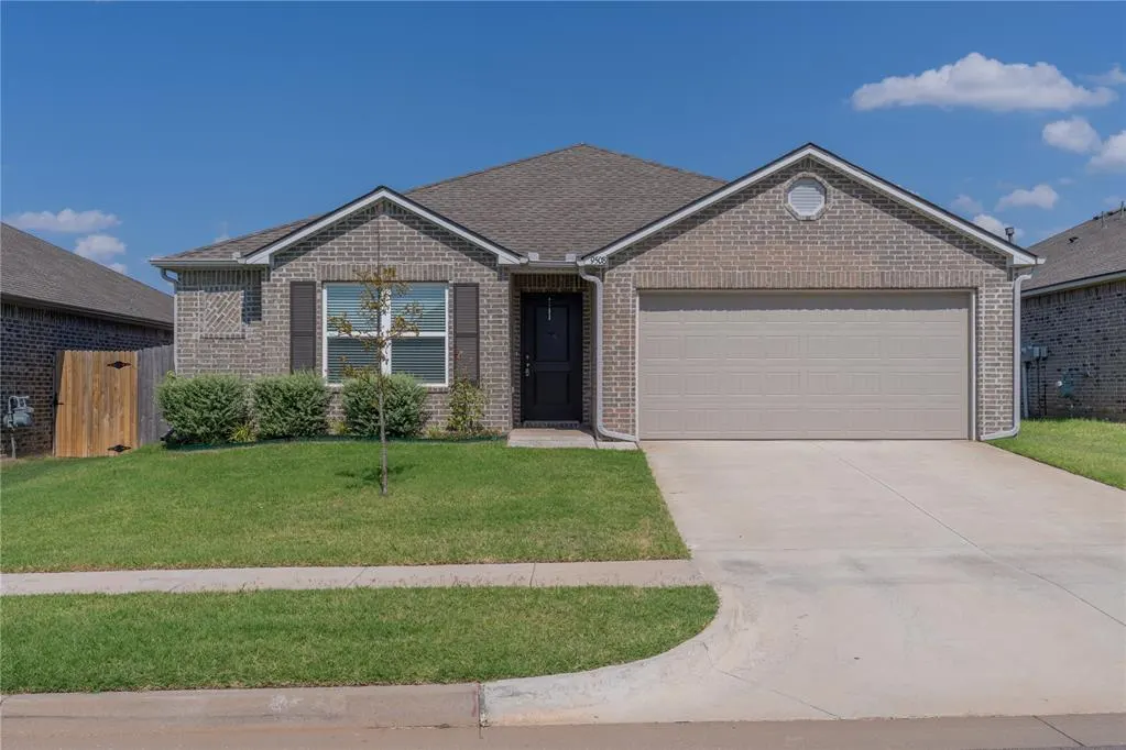 Photo 4 — 9508 Saddle Drive, Yukon, OK 73099