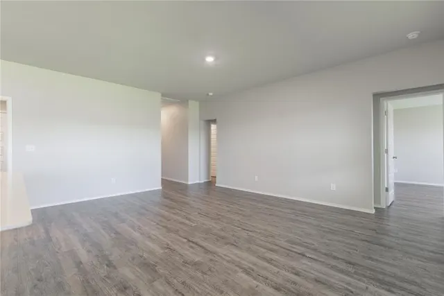 Photo 7 — 9508 Saddle Drive, Yukon, OK 73099