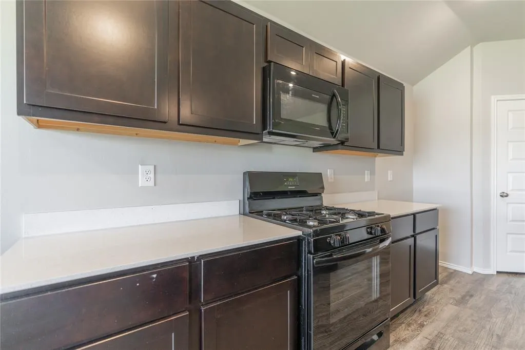 Photo 15 — 9508 Saddle Drive, Yukon, OK 73099
