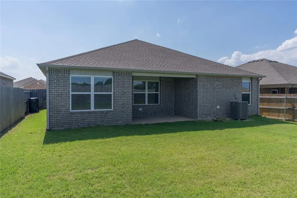 Photo 40 — 9508 Saddle Drive, Yukon, OK 73099