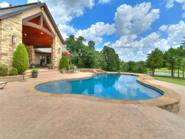 Photo 4 — 5801 W Highway 33, Guthrie, OK 73044