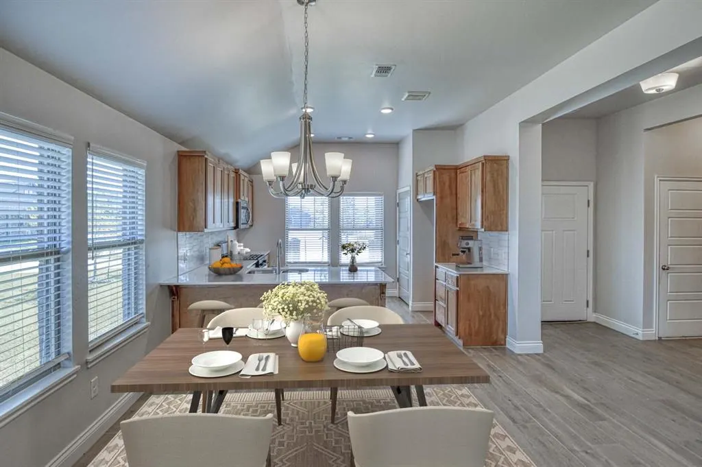 Photo 9 — 624 Caladium Drive, Yukon, OK 73099