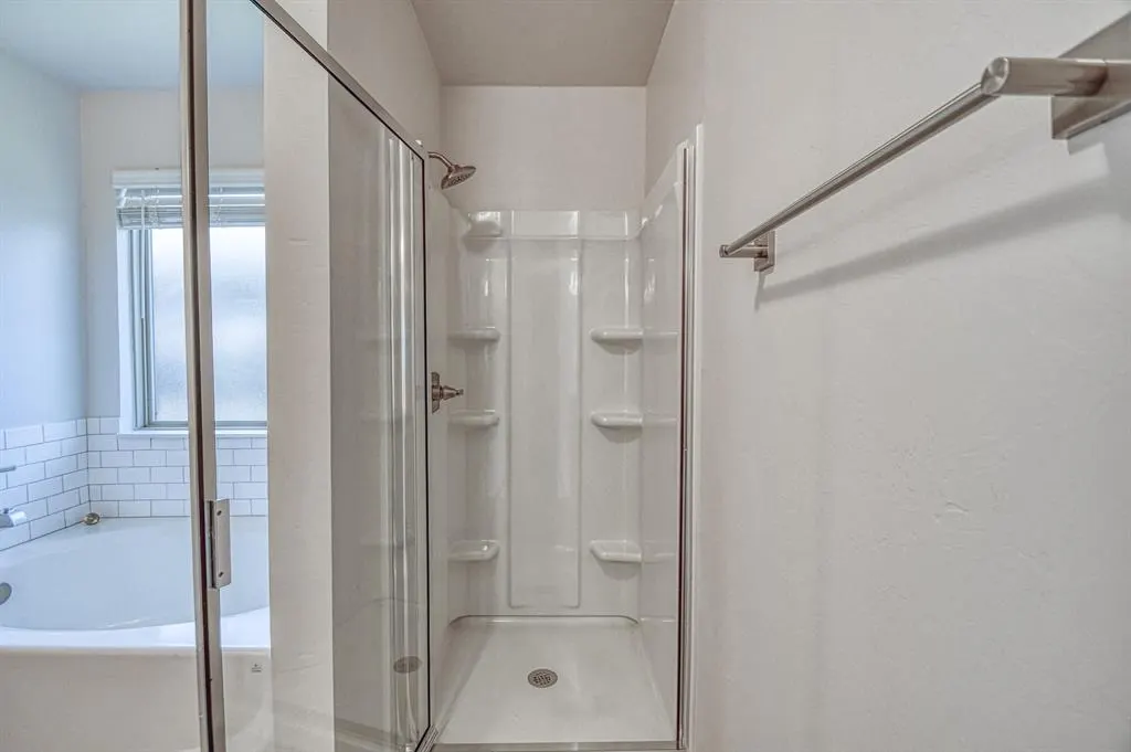 Photo 24 — 624 Caladium Drive, Yukon, OK 73099