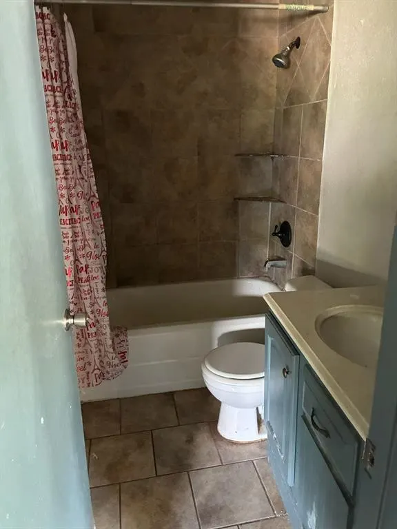 Photo 14 — 2324 SW Binkley Street, Oklahoma City, OK 73119