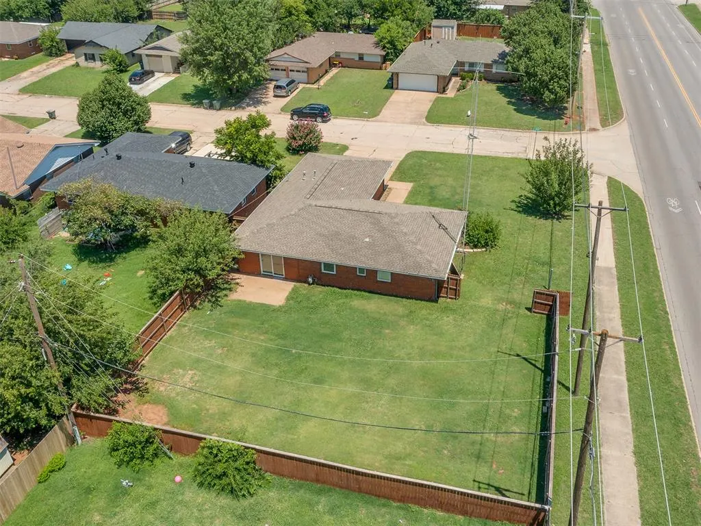 Photo 34 — 136 Elwood Drive, Edmond, OK 73013