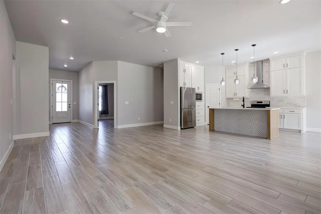 Photo 7 — 9500 Megans Way, McLoud, OK 74851