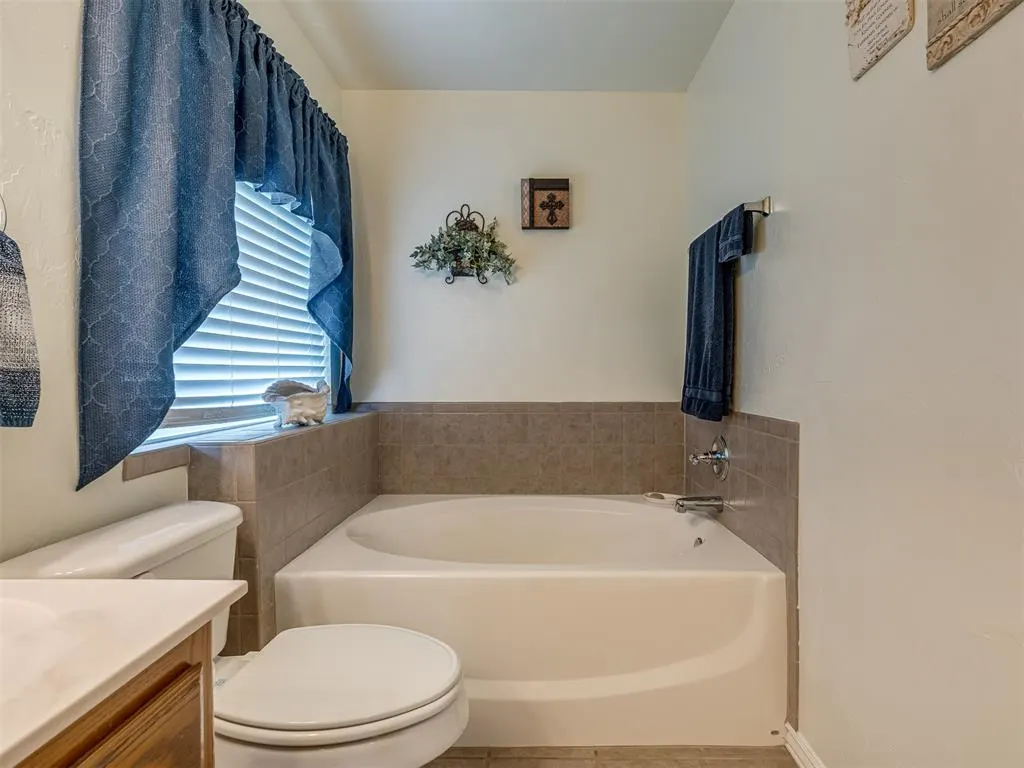 Photo 20 — 4401 Spotted Owl Circle, Norman, OK 73072
