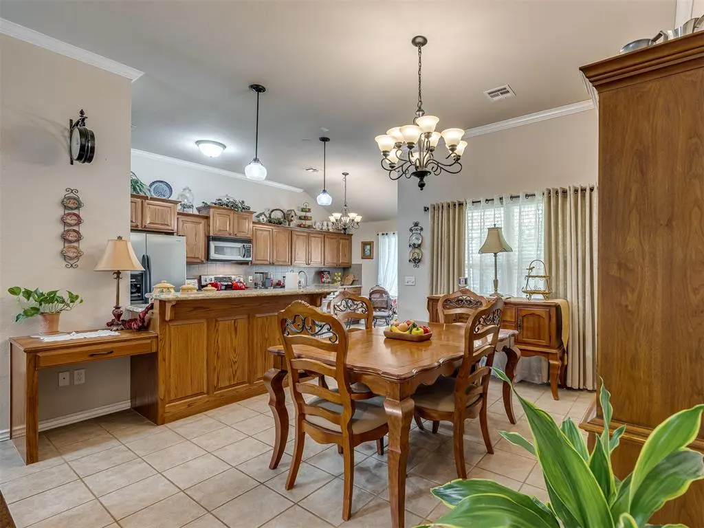 Photo 11 — 4401 Spotted Owl Circle, Norman, OK 73072