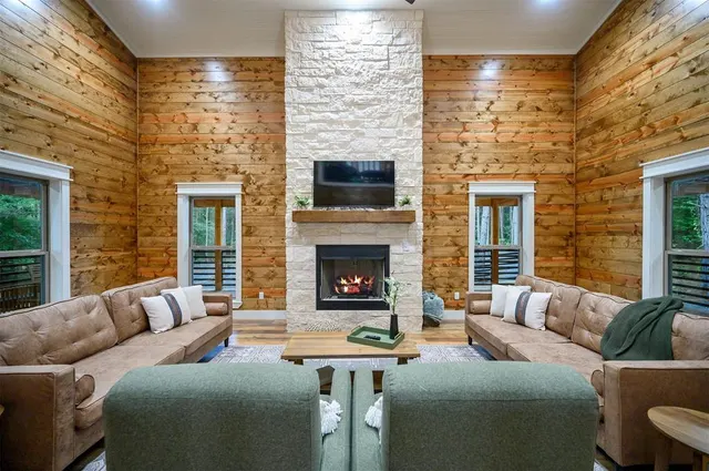 Photo 2 — 133 Bear Maple Trail, Broken Bow, OK 74728
