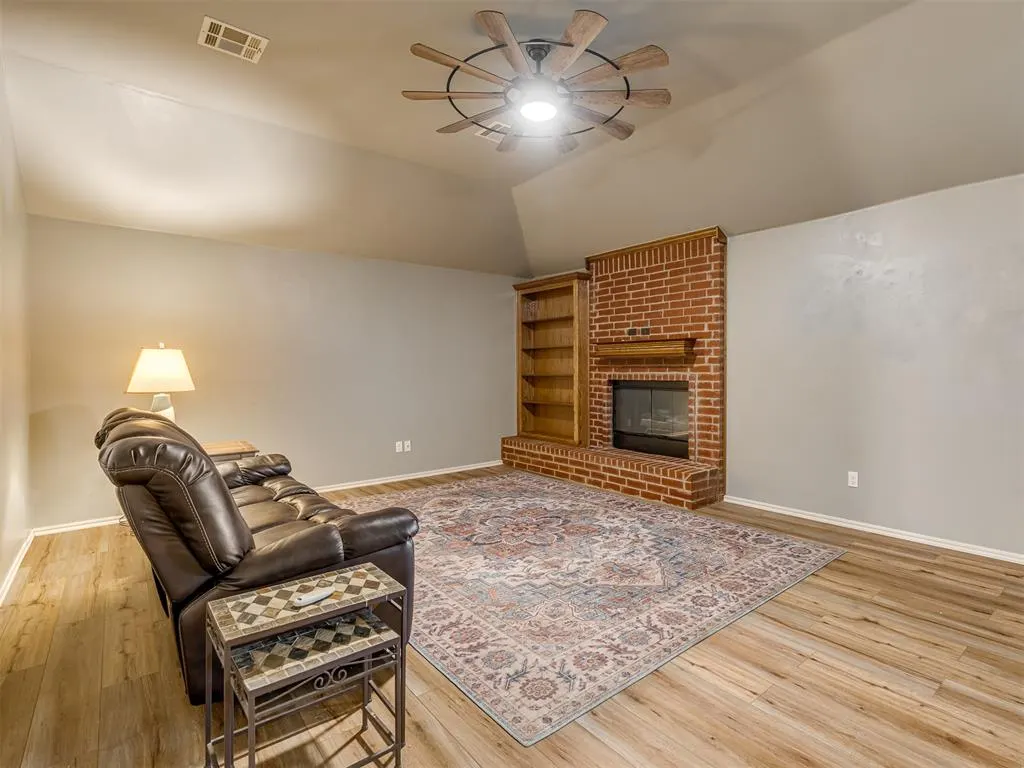 Photo 4 — 8128 Kaden Road, Oklahoma City, OK 73132
