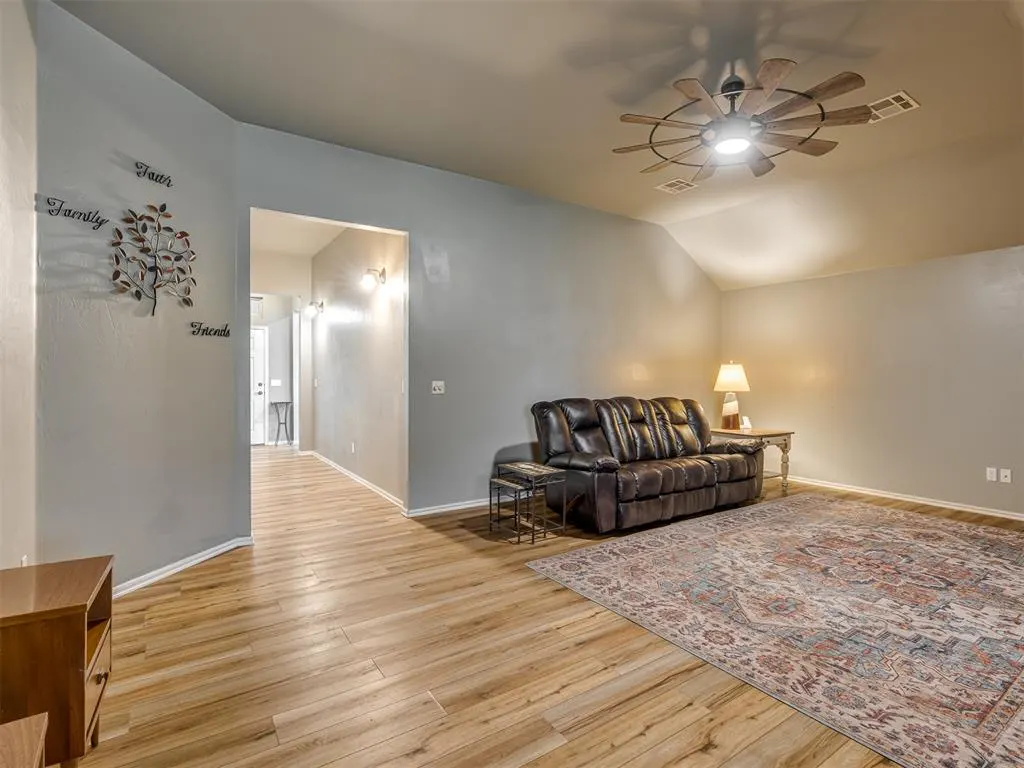 Photo 5 — 8128 Kaden Road, Oklahoma City, OK 73132