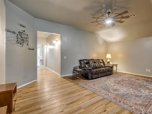 Photo 5 — 8128 Kaden Road, Oklahoma City, OK 73132