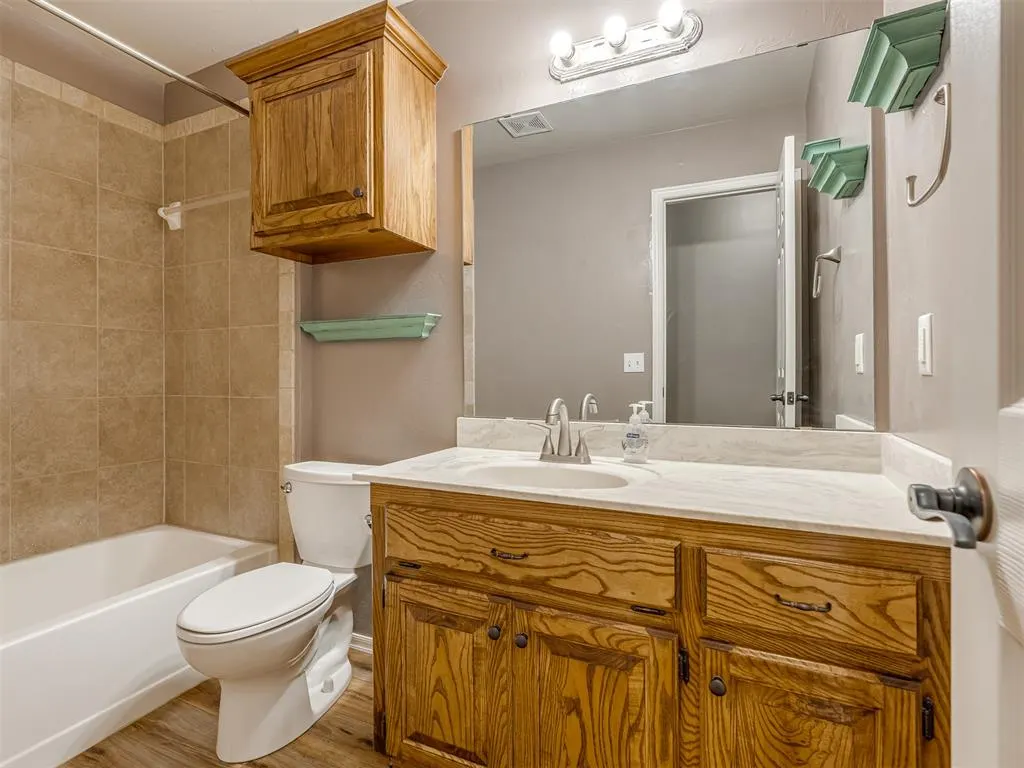 Photo 18 — 8128 Kaden Road, Oklahoma City, OK 73132