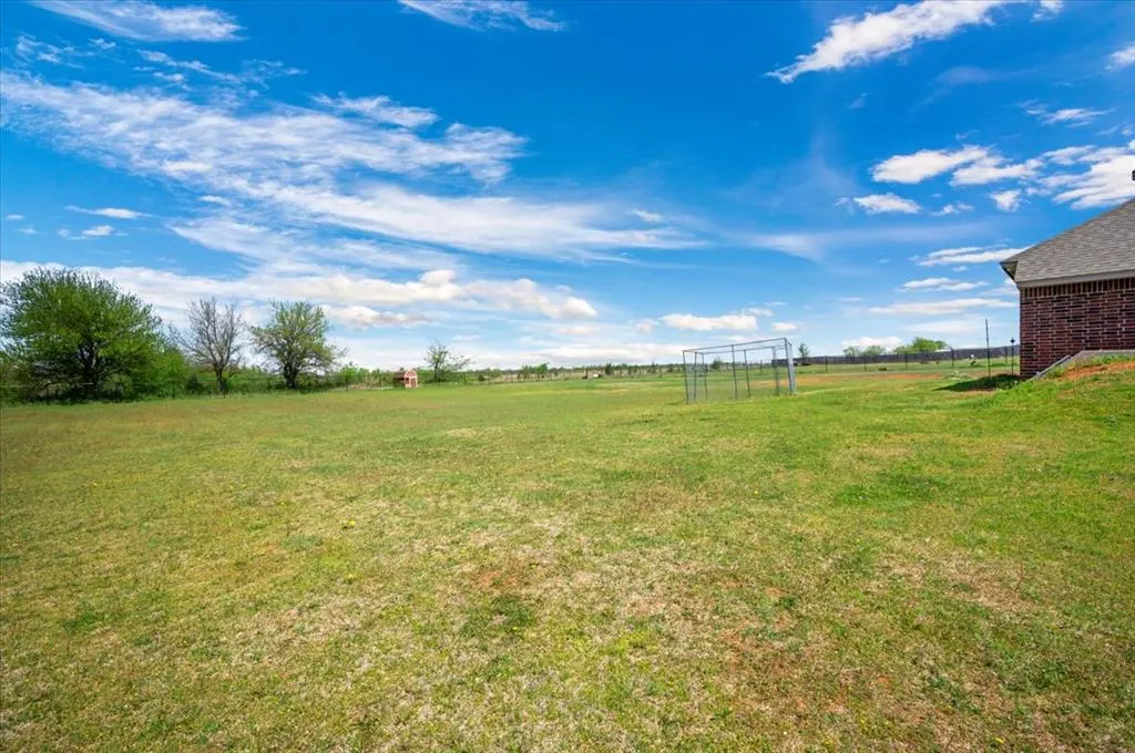 Photo 9 — 2004 County Road 1198, Tuttle, OK 73089