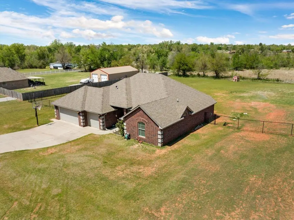 Photo 14 — 2004 County Road 1198, Tuttle, OK 73089