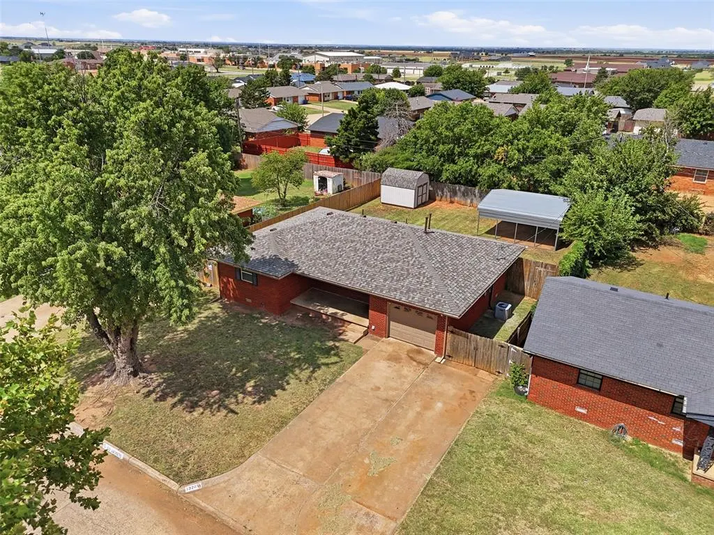 Photo 6 — 1320 S 11th Street, Kingfisher, OK 73750