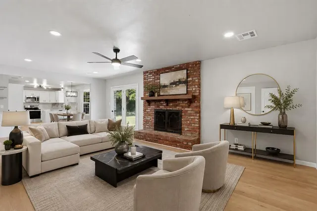 Photo 4 — 1221 Pepperdine Avenue, Edmond, OK 73013