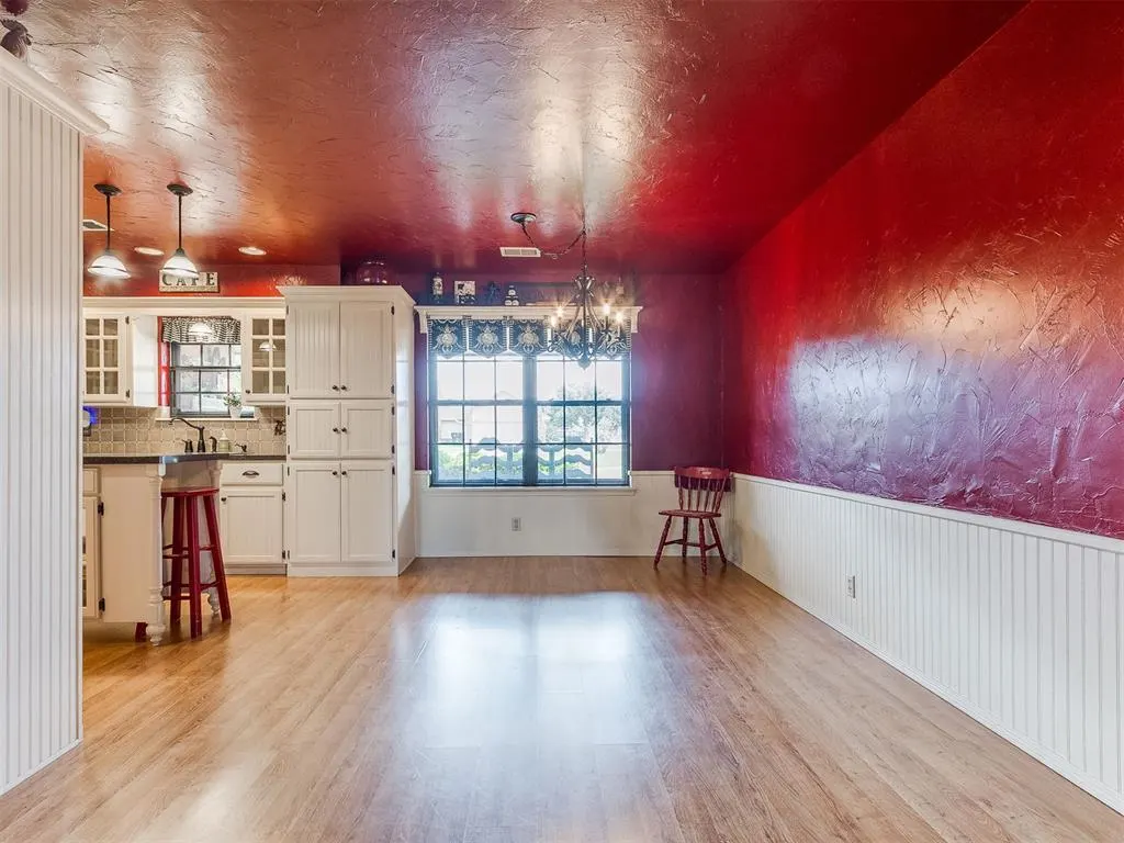 Photo 30 — 901 NE 19th Street, Moore, OK 73160