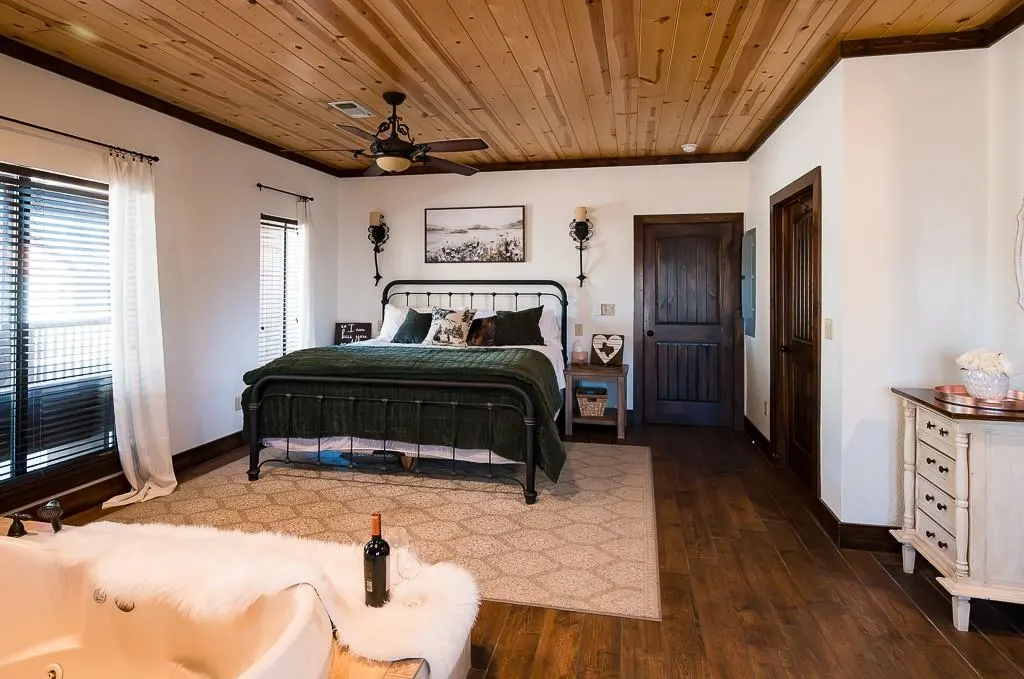 Photo 8 — 309 Poplar Circle, Broken Bow, OK 74728