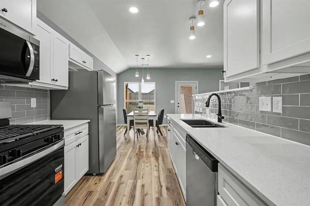 Photo 5 — 9820 NW 144th Street, Yukon, OK 73099