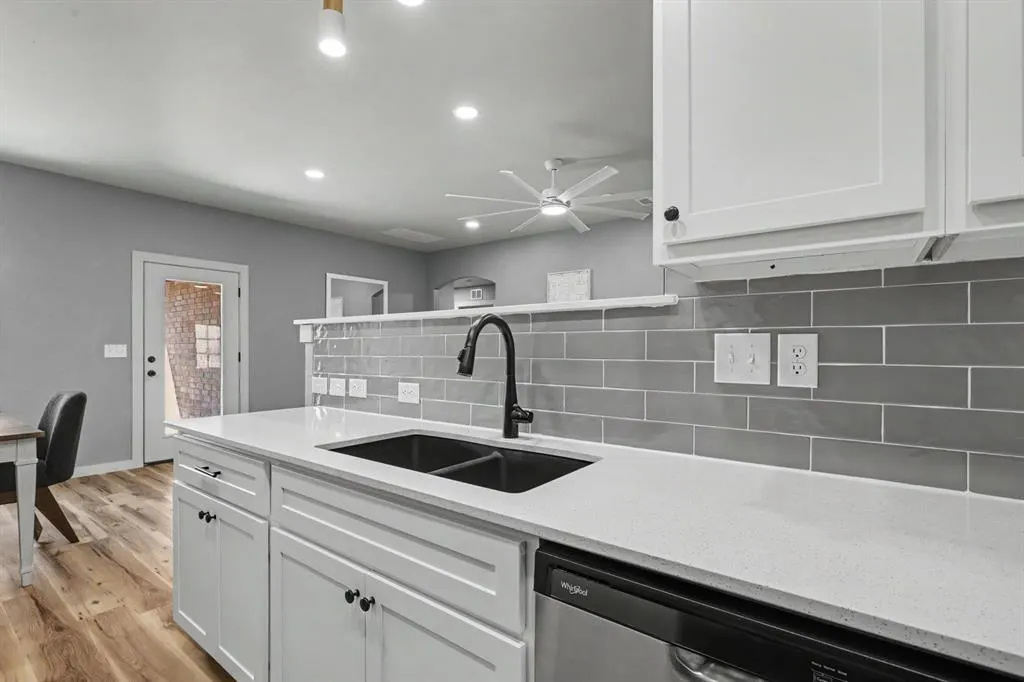 Photo 6 — 9820 NW 144th Street, Yukon, OK 73099