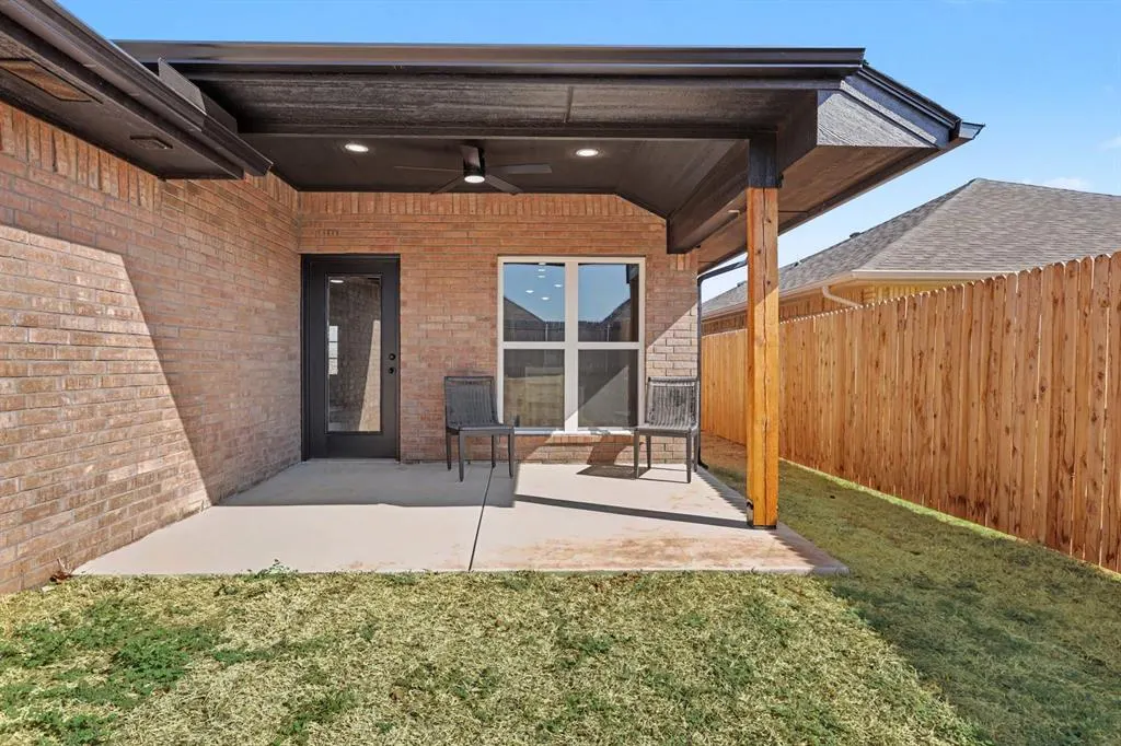 Photo 25 — 9820 NW 144th Street, Yukon, OK 73099
