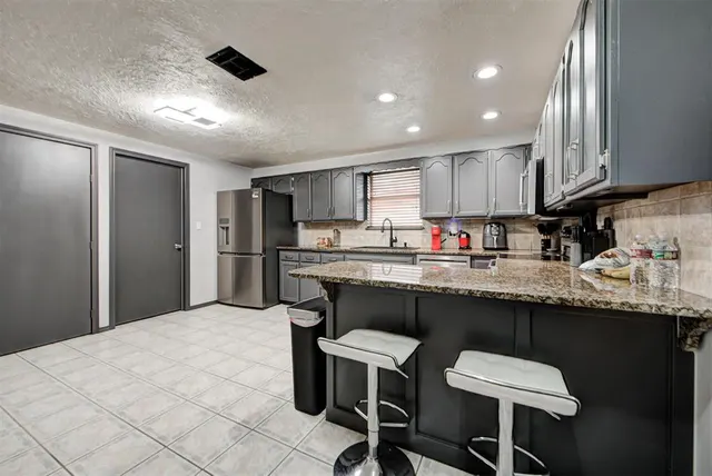 Photo 8 — 2633 SW 75th Street, Oklahoma City, OK 73159