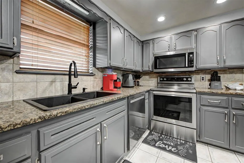 Photo 9 — 2633 SW 75th Street, Oklahoma City, OK 73159