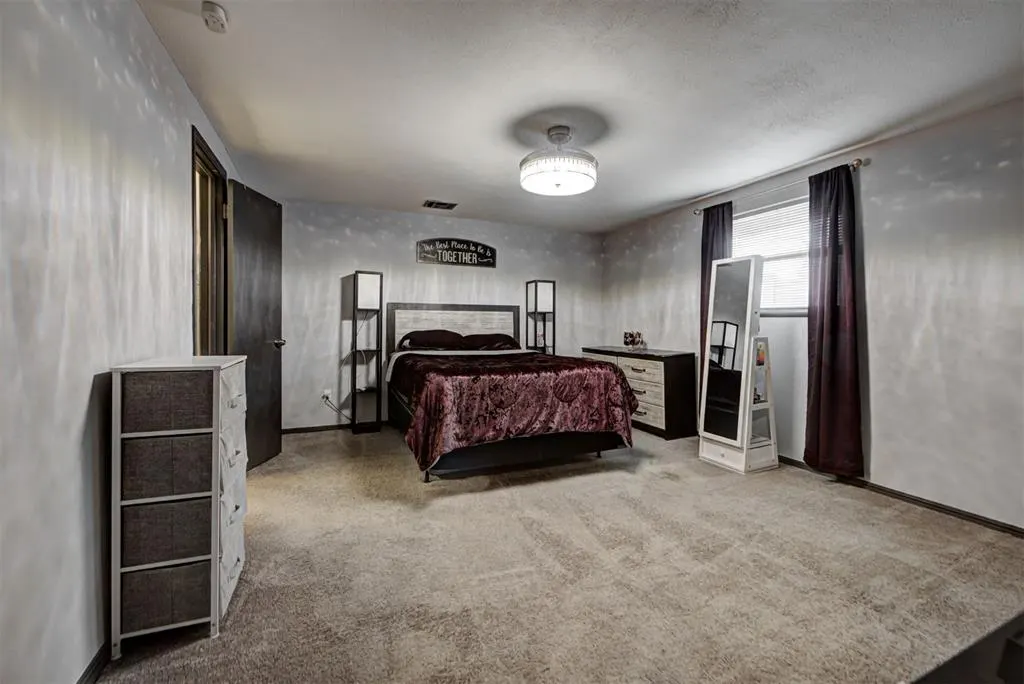 Photo 14 — 2633 SW 75th Street, Oklahoma City, OK 73159
