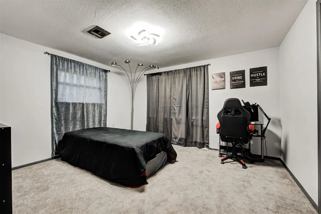 Photo 19 — 2633 SW 75th Street, Oklahoma City, OK 73159