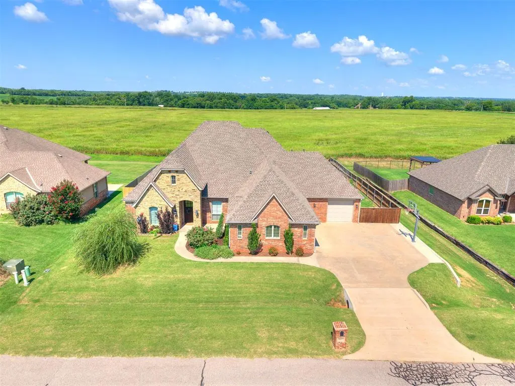 Front exterior — 31877 Boomer Avenue, Norman, OK 73072