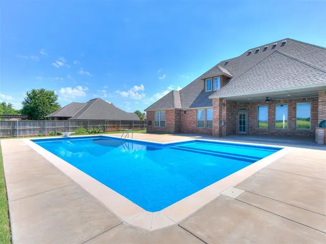 Photo 3 — 31877 Boomer Avenue, Norman, OK 73072