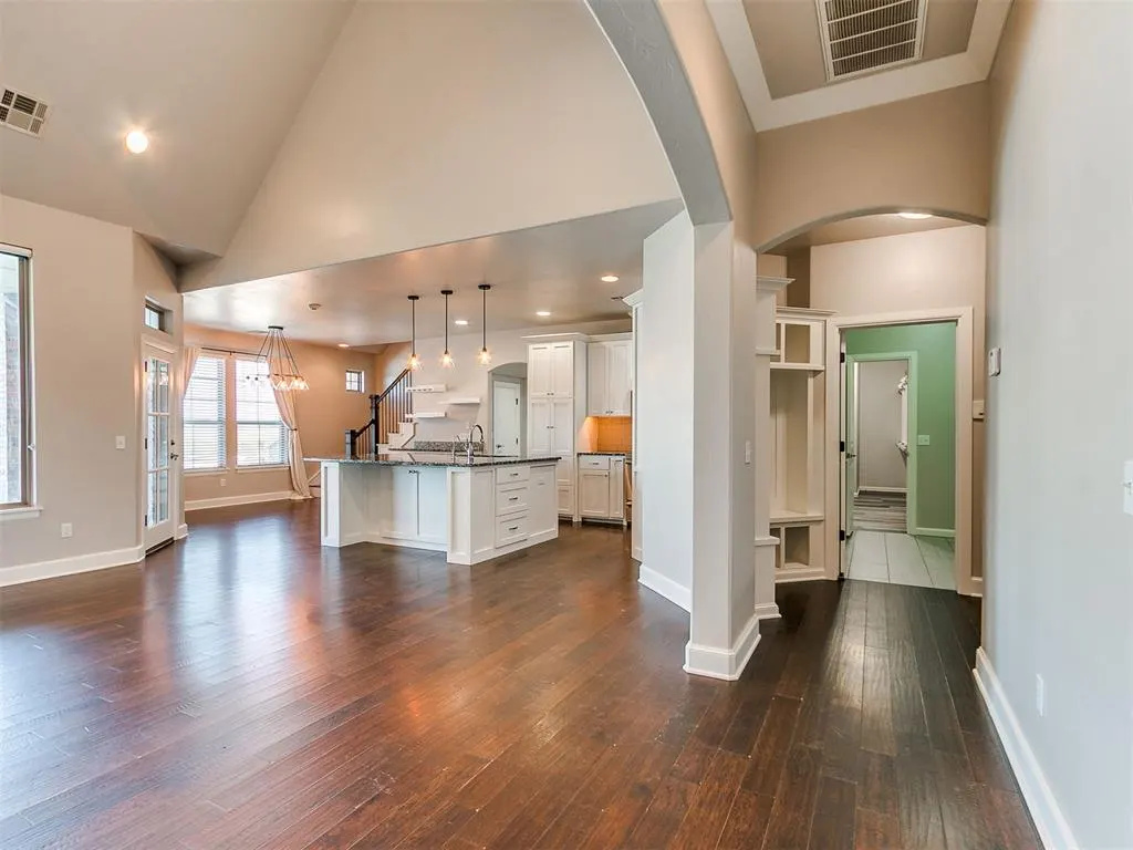 Photo 8 — 31877 Boomer Avenue, Norman, OK 73072
