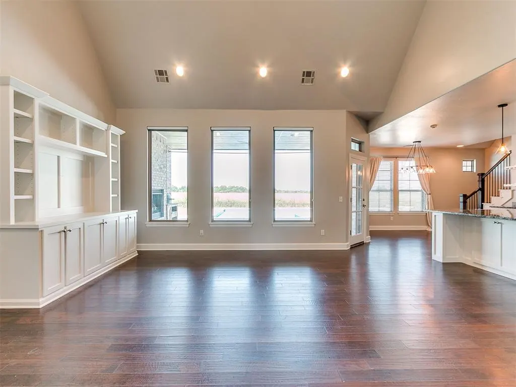 Photo 9 — 31877 Boomer Avenue, Norman, OK 73072