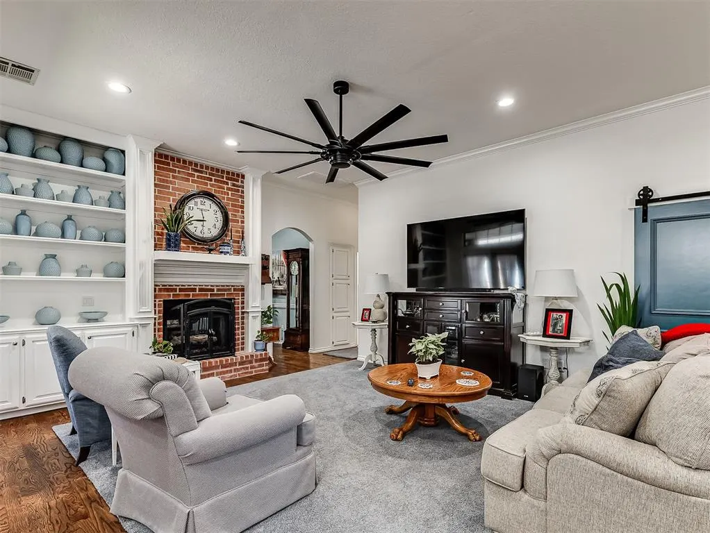 Photo 9 — 1129 Pinehurst Drive, Norman, OK 73072