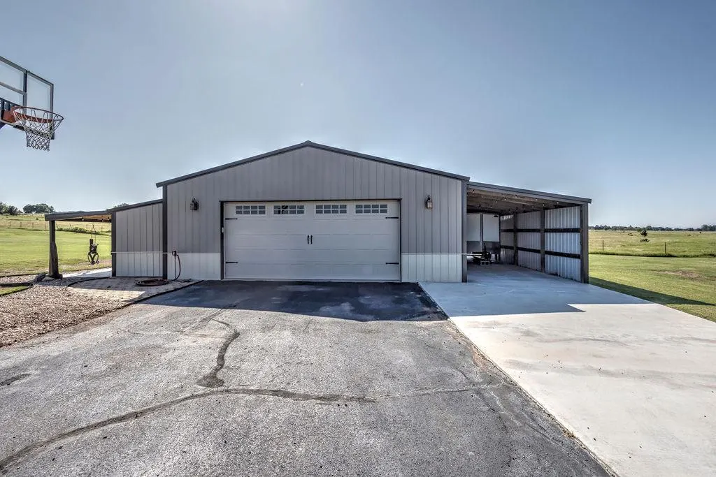 Photo 3 — 178 Rock Ridge Road, Elgin, OK 73538