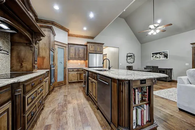 Photo 5 — 806 Chateau Court, Kingfisher, OK 73750
