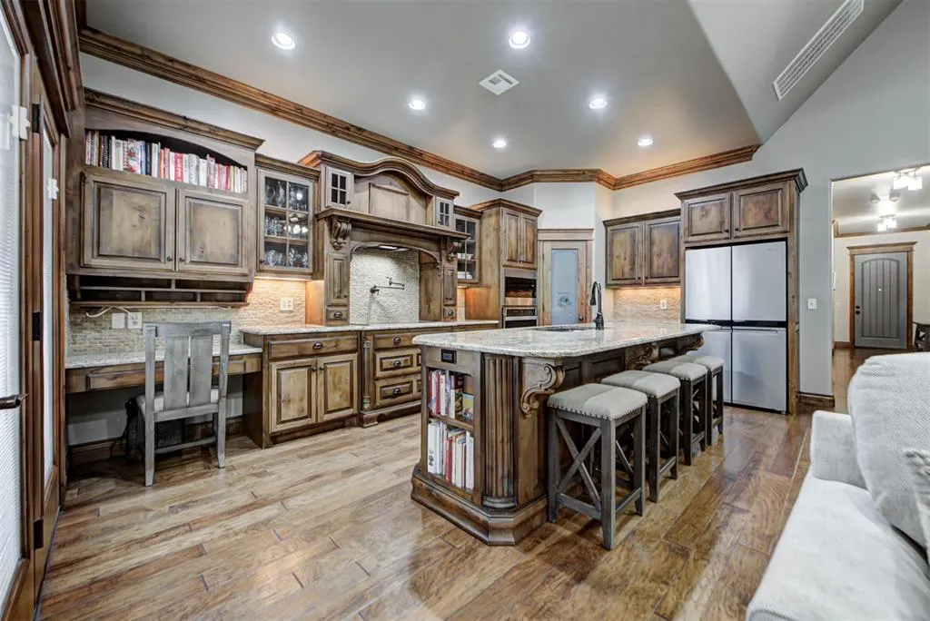 Photo 7 — 806 Chateau Court, Kingfisher, OK 73750