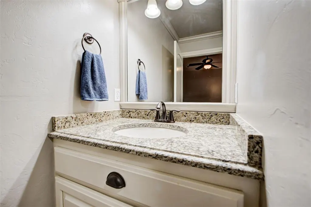 Photo 33 — 806 Chateau Court, Kingfisher, OK 73750