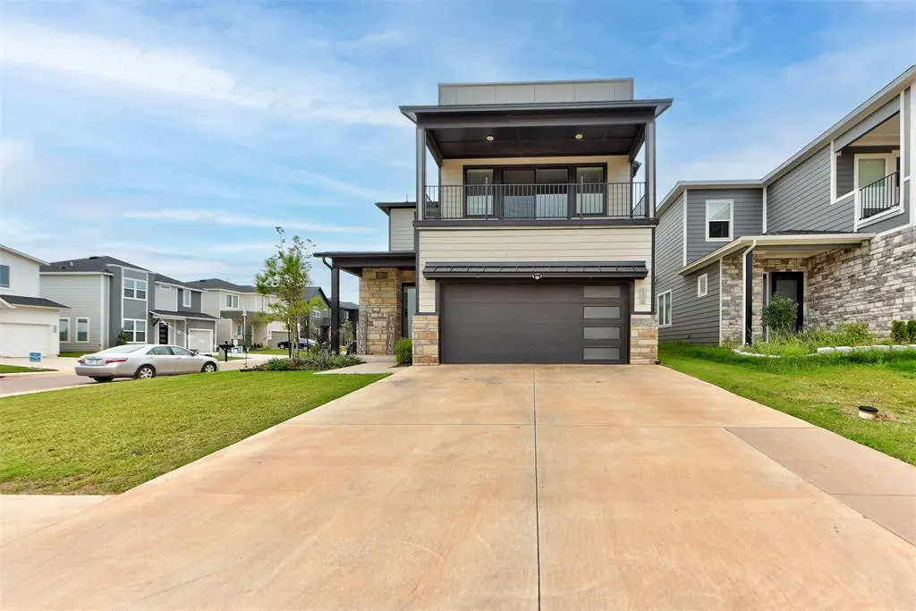 Photo 2 — 2516 NW 131st Street, Oklahoma City, OK 73120