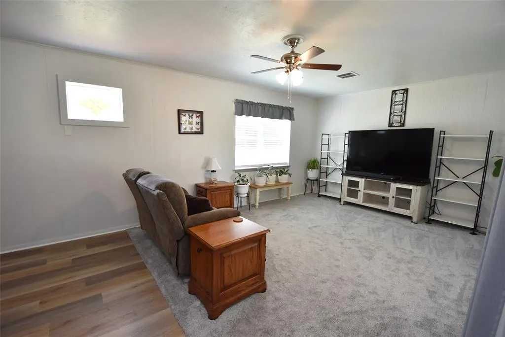 Photo 6 — 1612 Foster Avenue, Seminole, OK 74868